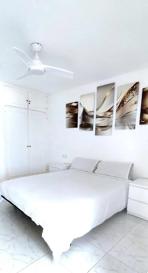 توريمولينوس Babilonia Apartment - Seeview, Pool&Garden 0*,  إسبانيا